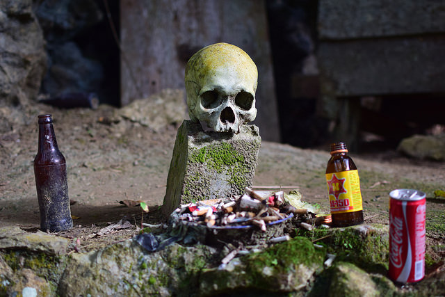 Offerings to the dead